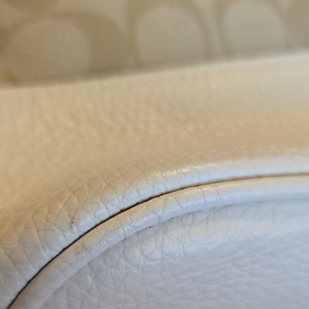 Coach Beige and White Signature Shoulder Bag - Picture 16 of 16